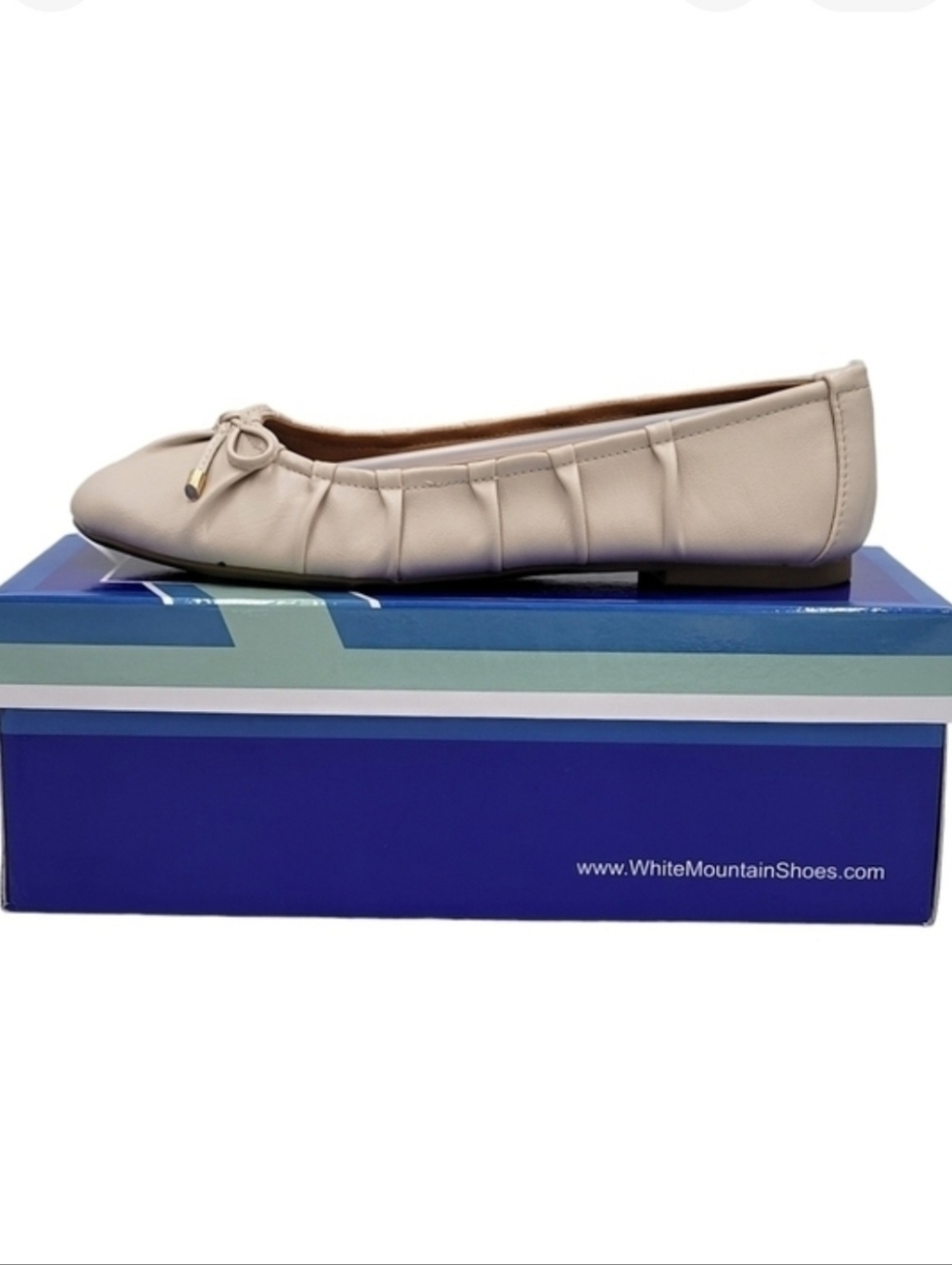 White Mountain Sakari Flats Women Size 8 Bow Detail Eggshell Comfort Slip On New